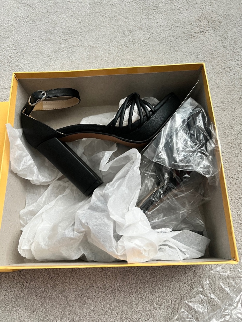 Cinderella of Boston Niia Black Sandal 4.5M New
